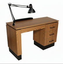 PS Exclusive Classic 48" Manicure Table